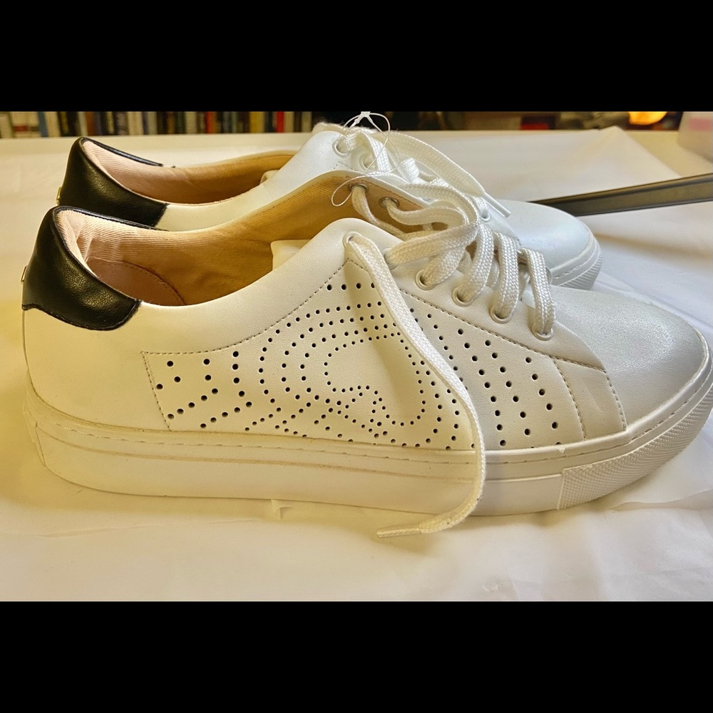 New Kate Spade New York White Perforated Shoes Size 7
